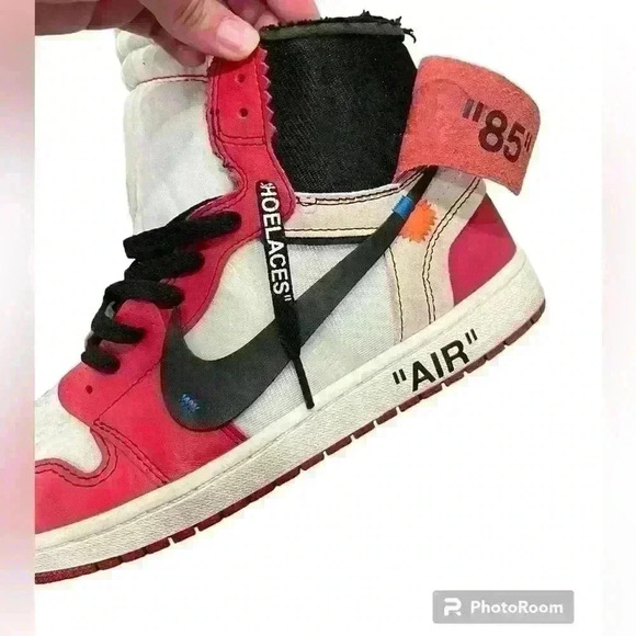 Nike Off-White Red Chicago Jordan 1 Hightop Sneakers Size 10.5 - Picture 2 of 11